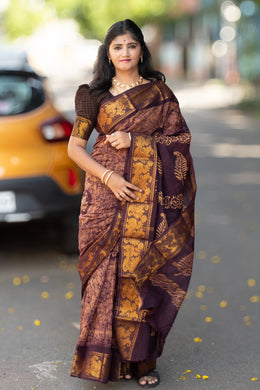 Madurai Sungudi Cotton Poonam with Wax (Batik) Print with  Zari Border & Blouse