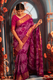 Madurai Sungudi Cotton Poonam with Wax (Batik) Print Kolam Design with   Zari Border & Blouse