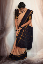 Madurai Sungudi Cotton  - Adayar Plain Medium Ruthratcham Zari Border