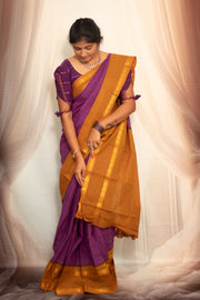 Madurai Sungudi Cotton  - Adayar Plain Medium Ruthratcham Zari Border