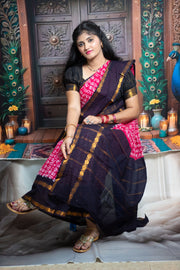 Madurai Sungudi Cotton  - Tamil Fonts Adayar Plain Medium Ruthratcham /  Peacock Zari Border without Blouse