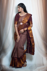 Mayuri Plain Big Zari