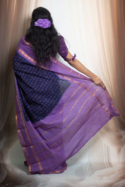 Madurai Sungudi Cotton  - Tamil Fonts Adayar Plain Medium Ruthratcham /  Peacock Zari Border without Blouse