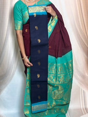 Madurai Sungudi Cotton Saree featuring a DS Grand Munthi design, paired with a separate contrast blouse and a rich Constrast zari border