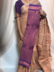 Madurai Sungudi Cotton Saree featuring a body tissue design, complemented by a matching self-colored running blouse and a traditional zari border.