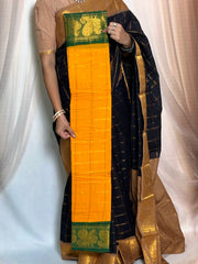 Madurai Sungudi Cotton Saree featuring a body Vanaja Kattam, complemented by a matching Constrast-colored Seperate  blouse and a Constrast zari border