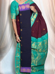 Madurai Sungudi Cotton Saree featuring a DS Grand Munthi design, paired with a separate contrast blouse and a rich Constrast zari border